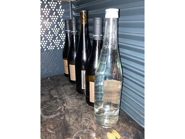 Partij alcoholische dranken - afbeelding 15 van  18