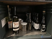 Partij alcoholische dranken - afbeelding 18 van  18