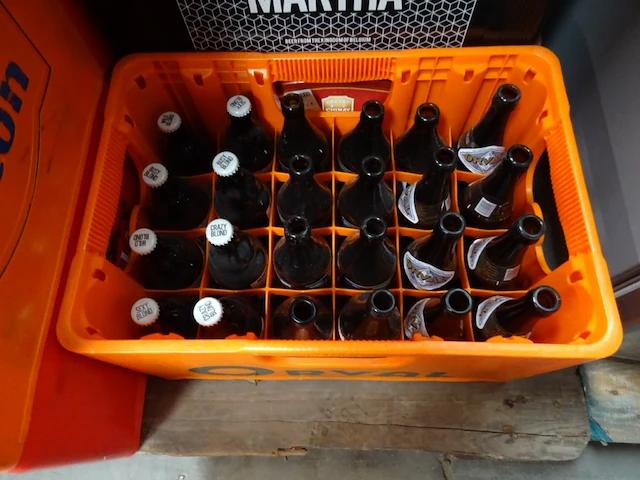 Partij alcoholische dranken - afbeelding 10 van  21