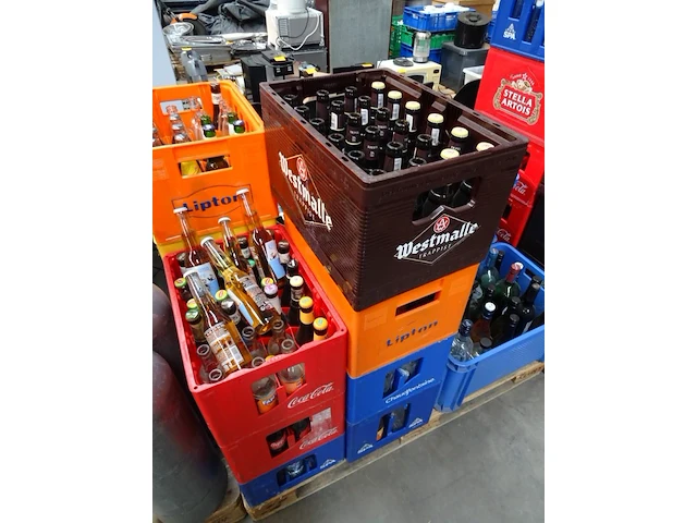 Partij alcoholische dranken - afbeelding 12 van  21
