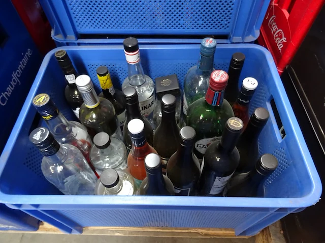 Partij alcoholische dranken - afbeelding 18 van  21