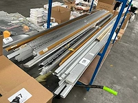 Partij aluminium afwerk profielen - afbeelding 1 van  10