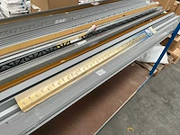 Partij aluminium afwerk profielen - afbeelding 10 van  10