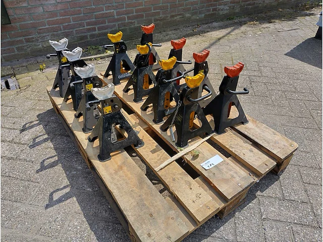 Partij assteunen 3 ton - afbeelding 1 van  9