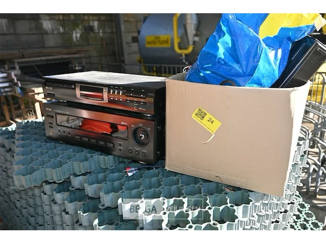 Partij audio divers - afbeelding 1 van  9