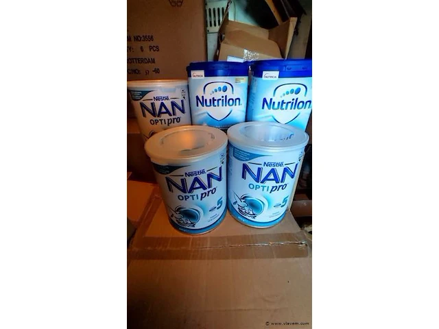 Partij babyvoeding nan optipro 5 & nutrillion 2 800gr 5 dozen - afbeelding 1 van  6