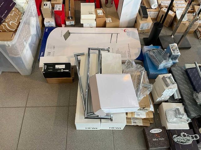 Partij badkamer accessoires - afbeelding 10 van  12