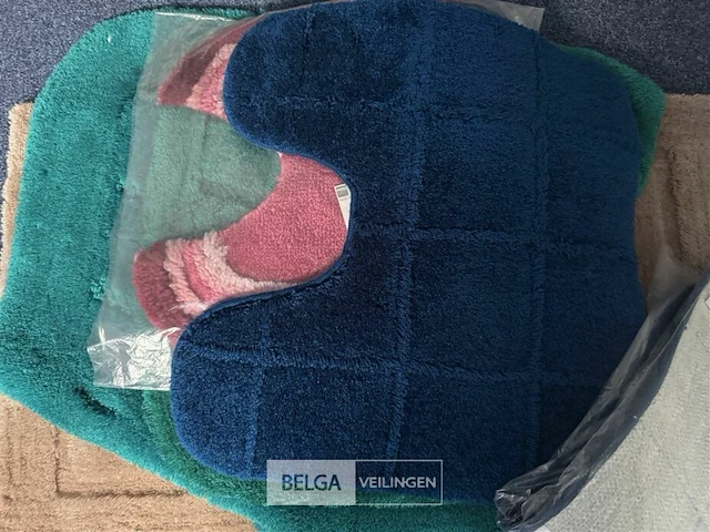 Partij badkamermatten div modellen en afm - afbeelding 3 van  3