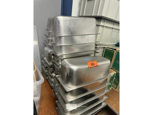 Partij bain marie bakken - afbeelding 1 van  4