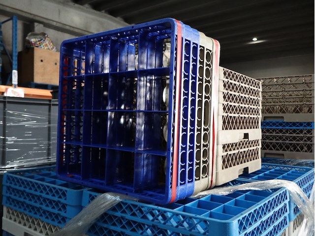 Partij bakken wasstraat - afbeelding 2 van  3