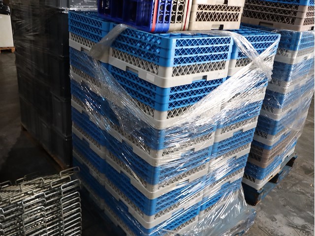 Partij bakken wasstraat - afbeelding 3 van  3