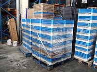 Partij bakken wasstraat - afbeelding 1 van  3