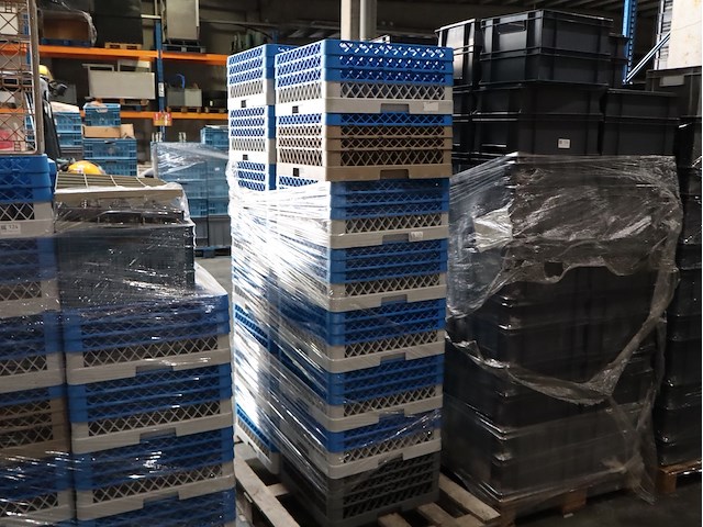 Partij bakken wasstraat - afbeelding 1 van  3