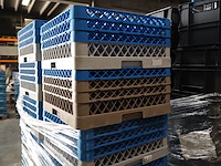 Partij bakken wasstraat - afbeelding 2 van  3