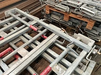 Partij balustrade voor ruwbouw - afbeelding 4 van  4