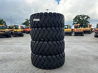 Partij banden forcestone 23.5-25 4 stuks nieuw - afbeelding 1 van  1