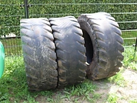 Partij banden utility 460/70r24 - afbeelding 1 van  1