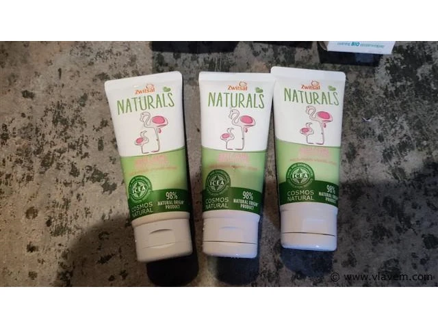 Partij bebio & zwitsal verorgingsproducten baby 7 stuks - afbeelding 2 van  4