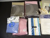 Partij bed textiel - afbeelding 2 van  5