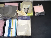 Partij bed textiel - afbeelding 3 van  5