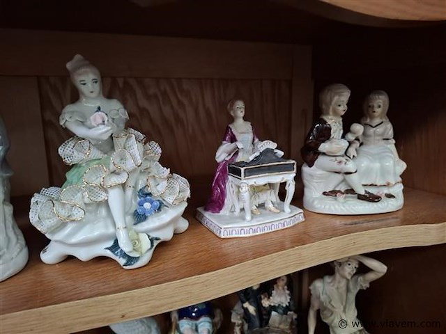 Partij beeldjes - afbeelding 4 van  4