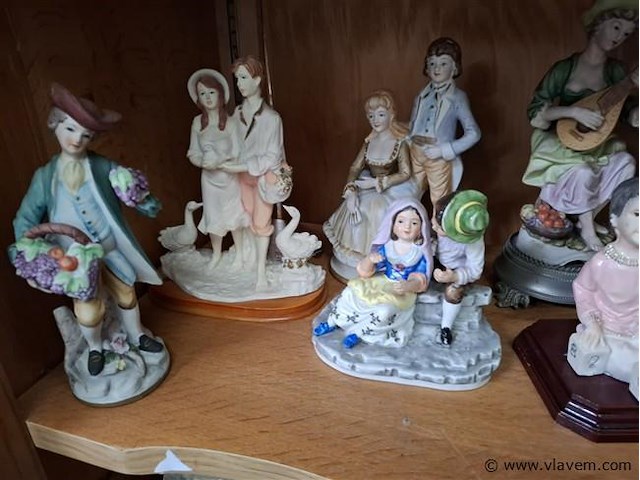 Partij beeldjes - afbeelding 2 van  5