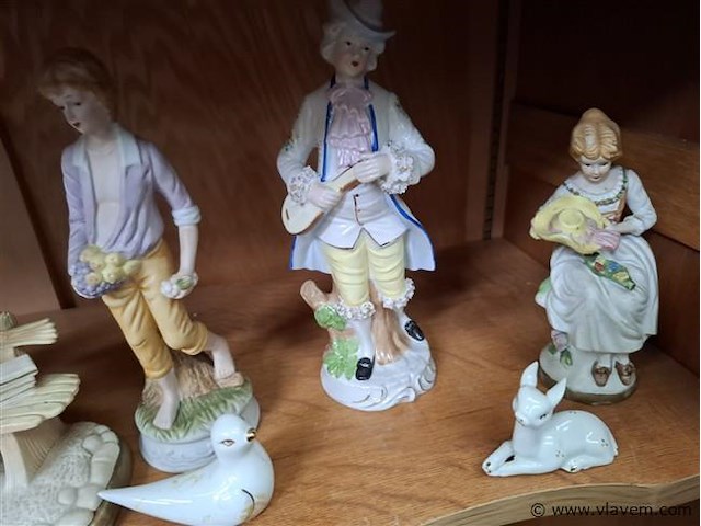 Partij beeldjes - afbeelding 2 van  2