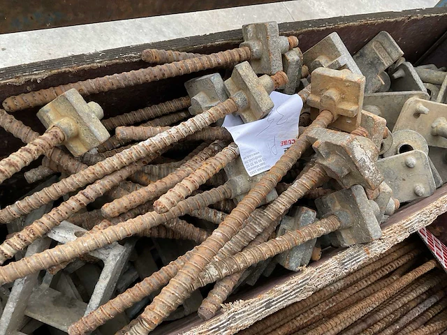 Partij bekistingsmaterialen - afbeelding 9 van  10