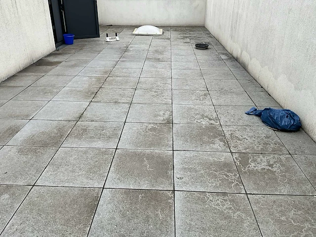 Partij beton terrastegels - afbeelding 1 van  2