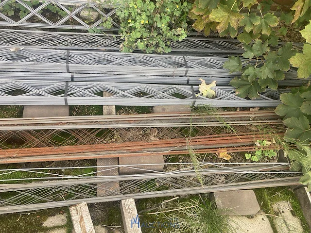 Partij betonbewapening - afbeelding 4 van  4