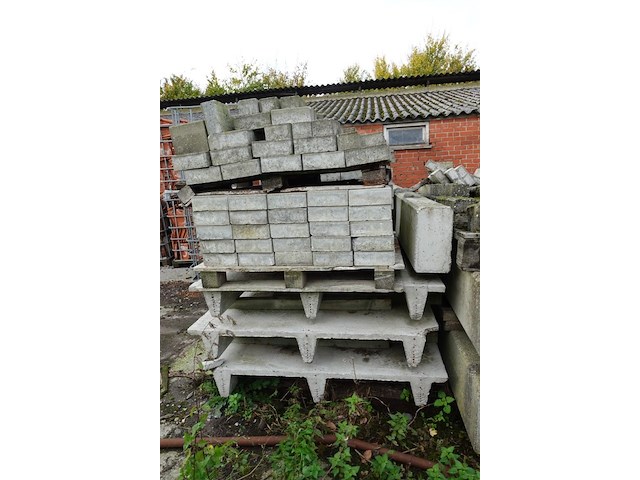 Partij betonnen gewelven - afbeelding 3 van  8