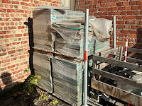 Partij betonnen lijmstenen 4 pallet - afbeelding 3 van  3