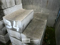 Partij betonnen straatgootstenen - afbeelding 5 van  6