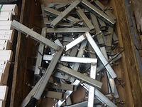 Partij beugel voor luchtgordijnen - afbeelding 1 van  8