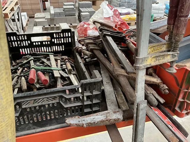 Partij bevestigingsmateriaal en spanvijzen - afbeelding 5 van  5