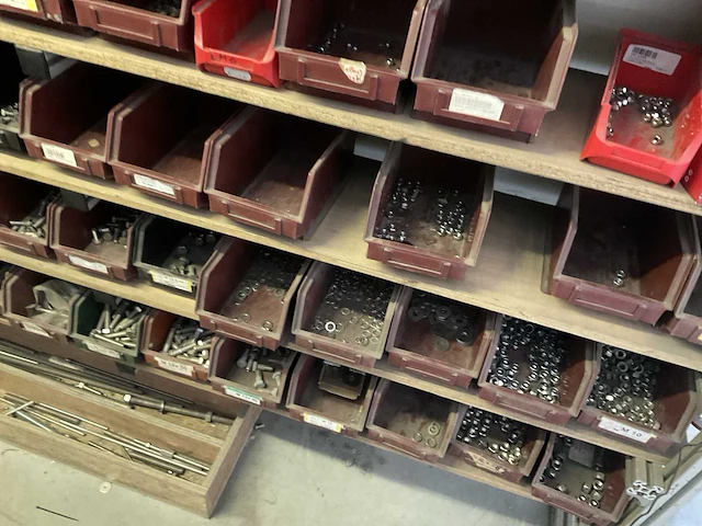 Partij bevestigingsmateriaal - afbeelding 14 van  24