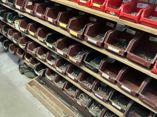 Partij bevestigingsmateriaal - afbeelding 15 van  24