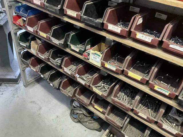 Partij bevestigingsmateriaal - afbeelding 17 van  24