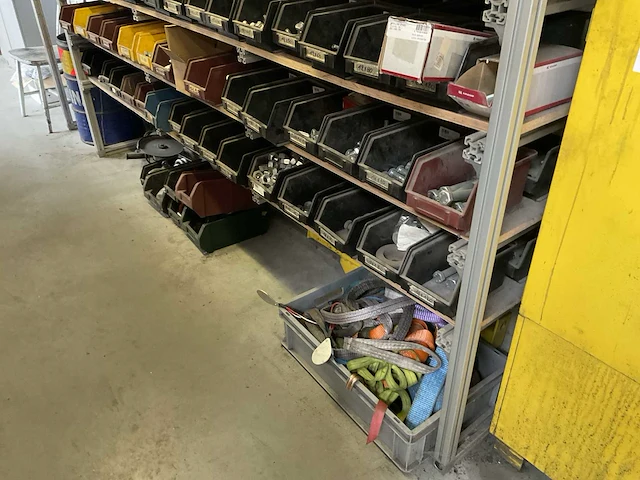 Partij bevestigingsmateriaal - afbeelding 19 van  24