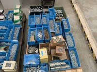 Partij bevestigingsmateriaal - afbeelding 3 van  10