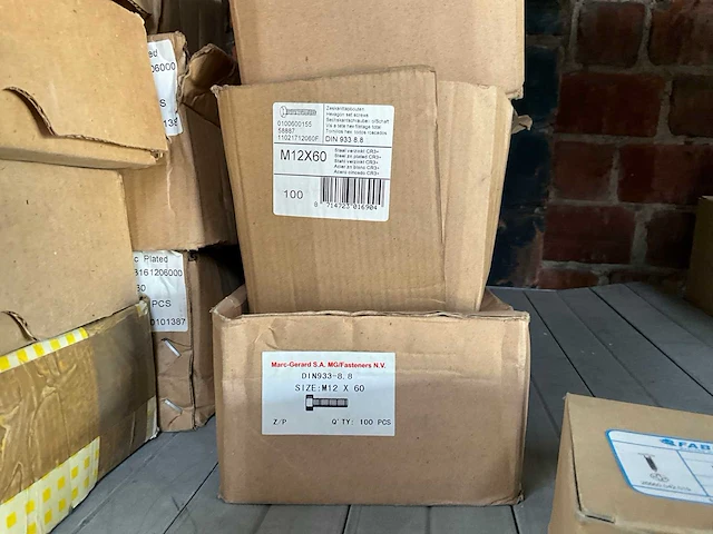Partij bevestigingsmateriaal - afbeelding 2 van  5