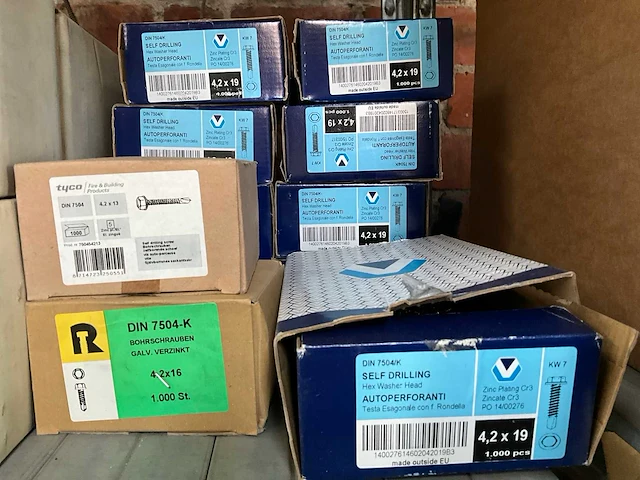 Partij bevestigingsmateriaal - afbeelding 5 van  5