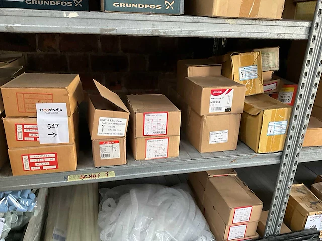 Partij bevestigingsmateriaal - afbeelding 1 van  4