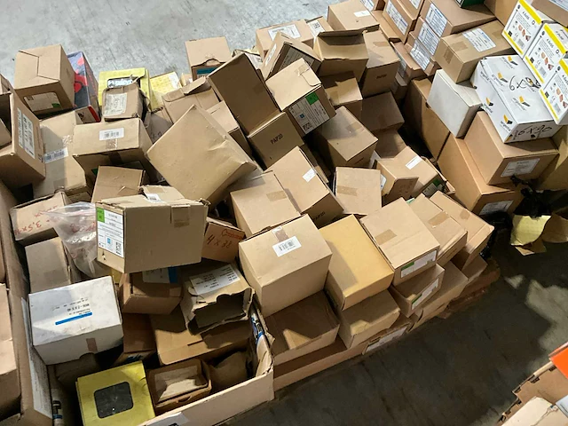 Partij bevestigingsmateriaal - afbeelding 7 van  20