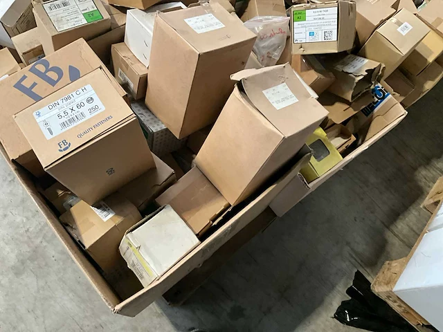 Partij bevestigingsmateriaal - afbeelding 8 van  20