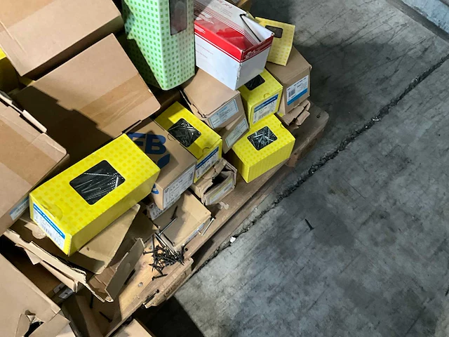 Partij bevestigingsmateriaal - afbeelding 16 van  20