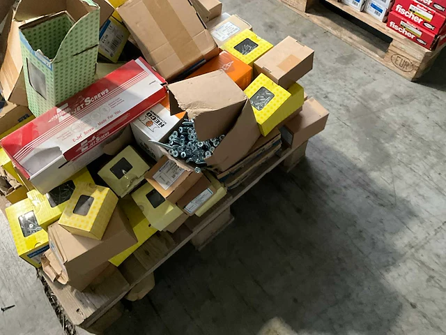 Partij bevestigingsmateriaal - afbeelding 17 van  20