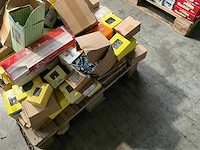 Partij bevestigingsmateriaal - afbeelding 17 van  20