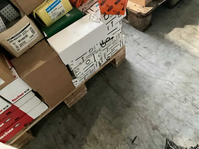Partij bevestigingsmateriaal - afbeelding 20 van  20