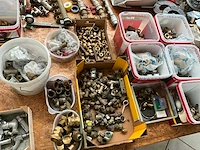 Partij bevestigingsmateriaal - afbeelding 14 van  17